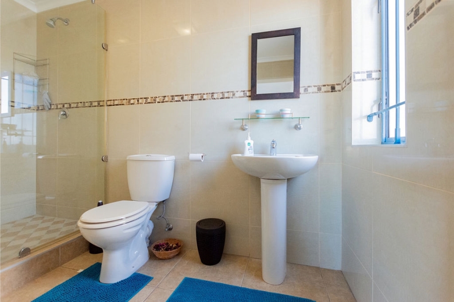 4 Bedroom Property for Sale in Blue Lagoon Western Cape